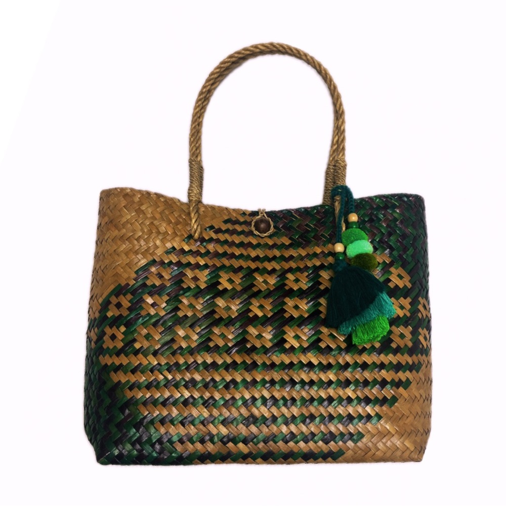 NWT ⚜️🤎⚜️ MADE IN THAILAND Handwoven Raffia Tote Bag